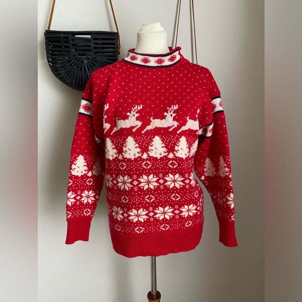 Vintage Deans of Scotland Shetland Wool Red Christmas Sweater, Size Medium